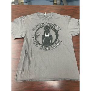 On Wednesday We Wear Black Short Sleeve Grey Tee Shirt Size Large